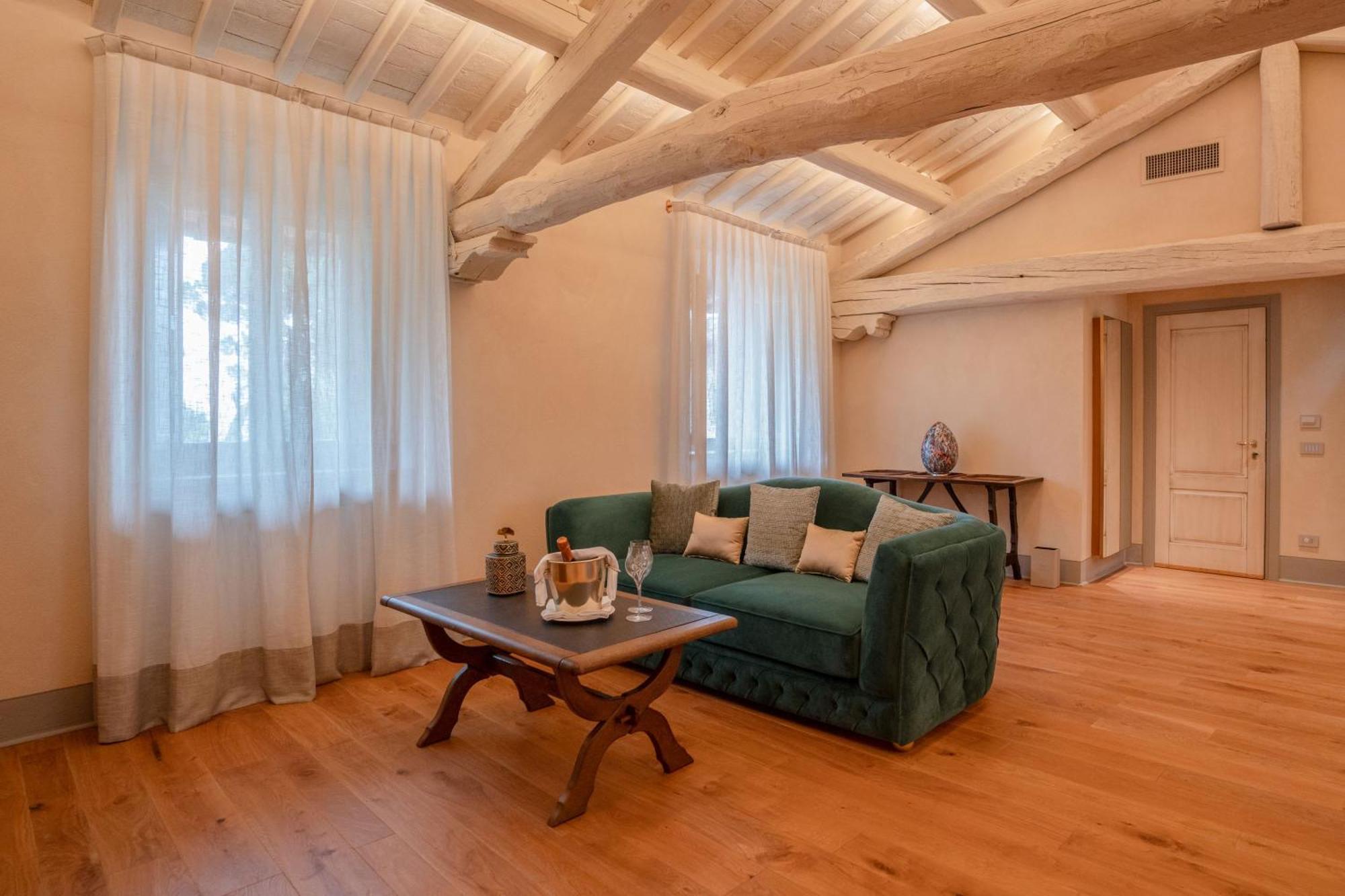 La Monastica Resort & Spa ボルゴ・ア・ブッジャーノ エクステリア 写真