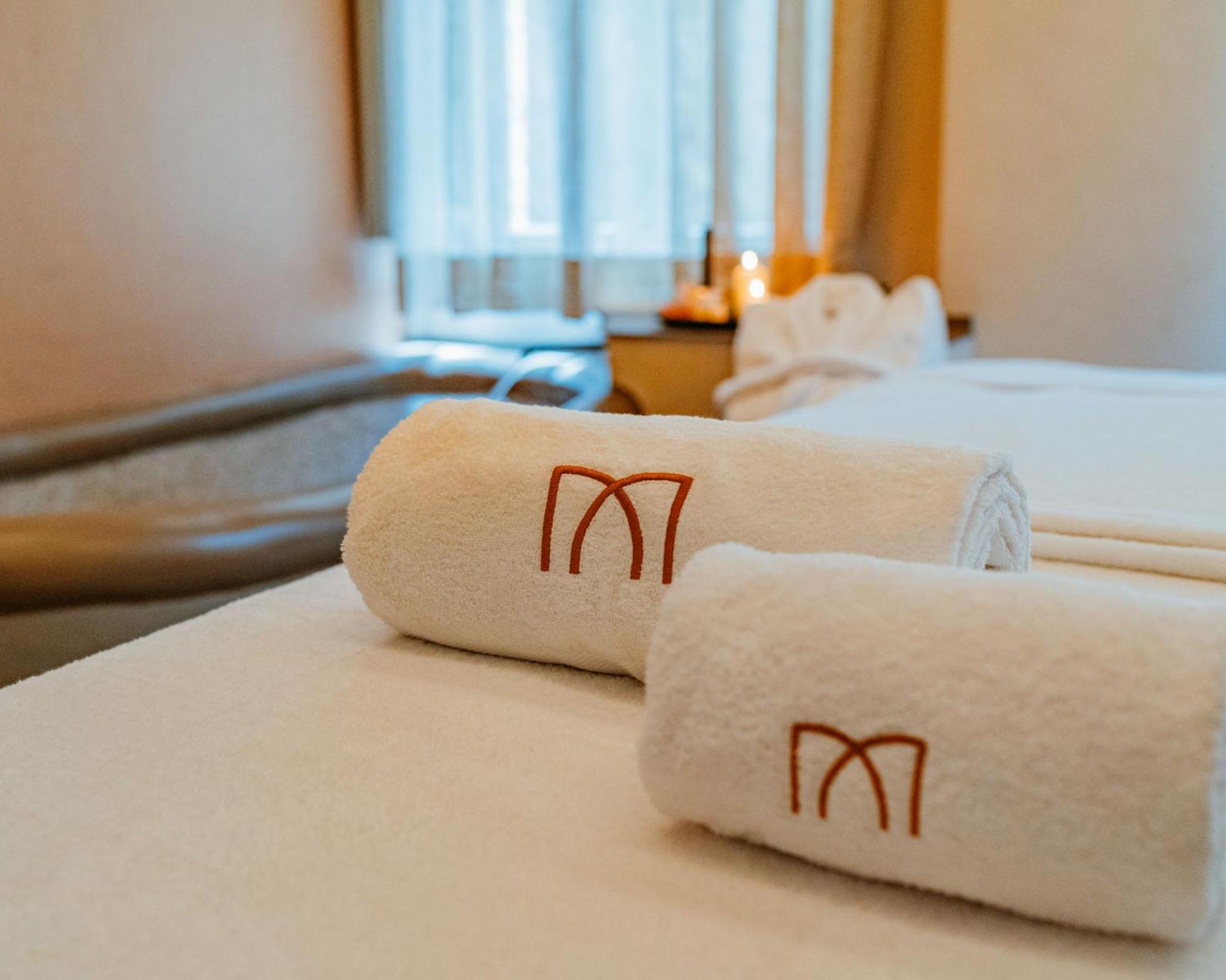 La Monastica Resort & Spa ボルゴ・ア・ブッジャーノ エクステリア 写真